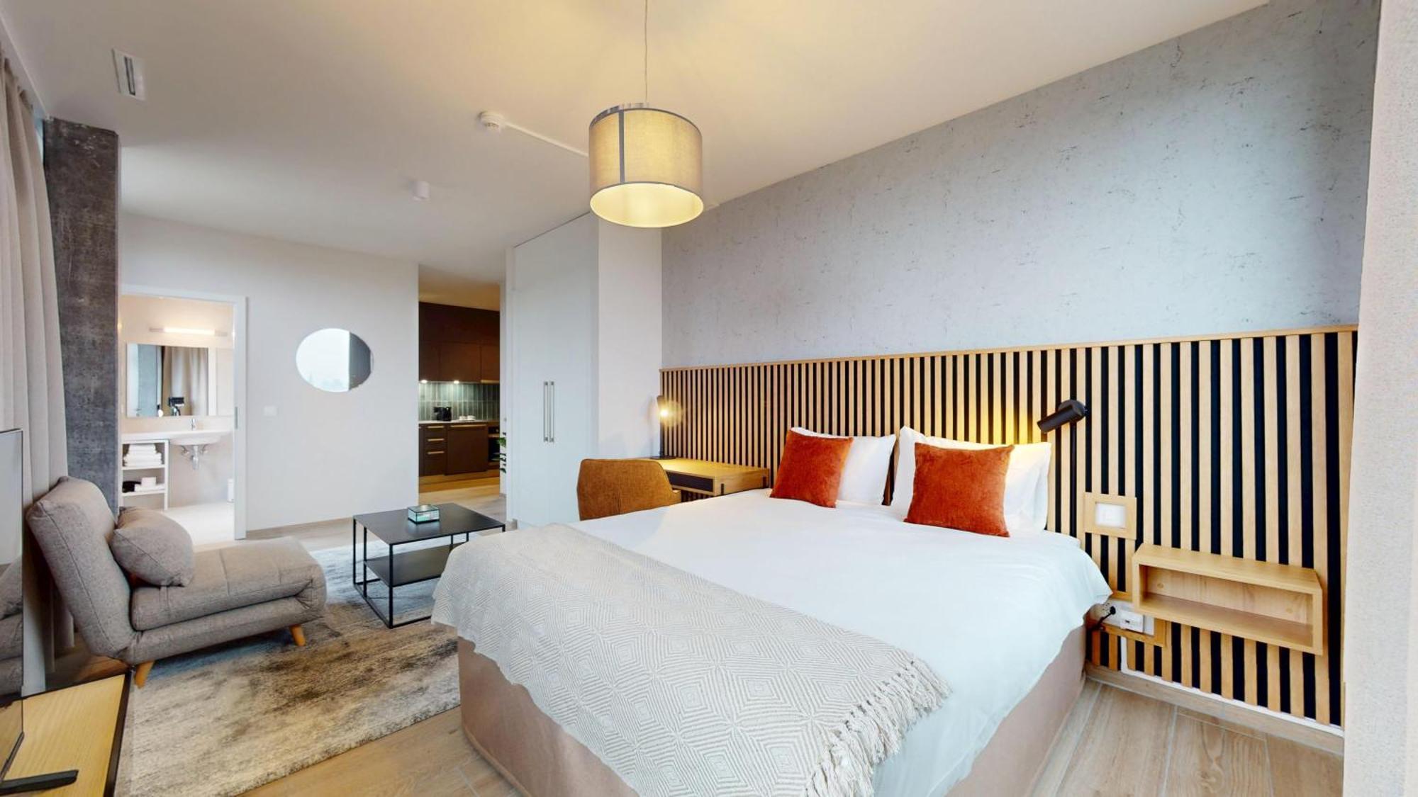 Nonanteneuf Etang - Airport - Contactless Check-in Apartamento *